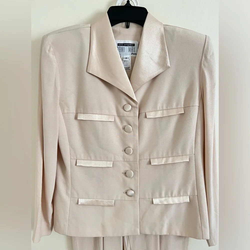 DaniMax Loi Snyder Women Vtg Suits sz 4/P Satin Beige Blazer Pleated Y2K Formal - Picture 6 of 17